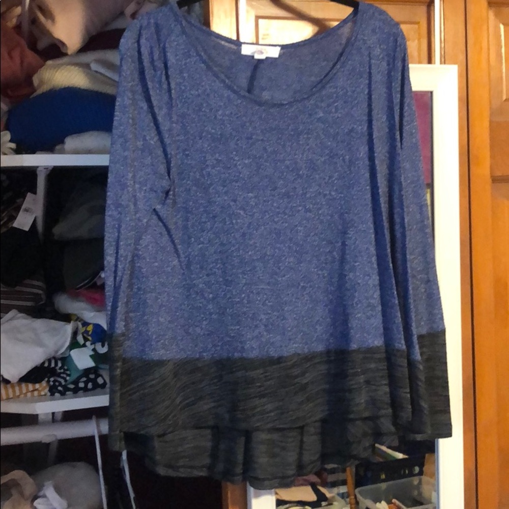 Long sleeve thin sweater